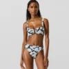 Bikiny s potiskem vějířů Bikiny s potiskem vějířů