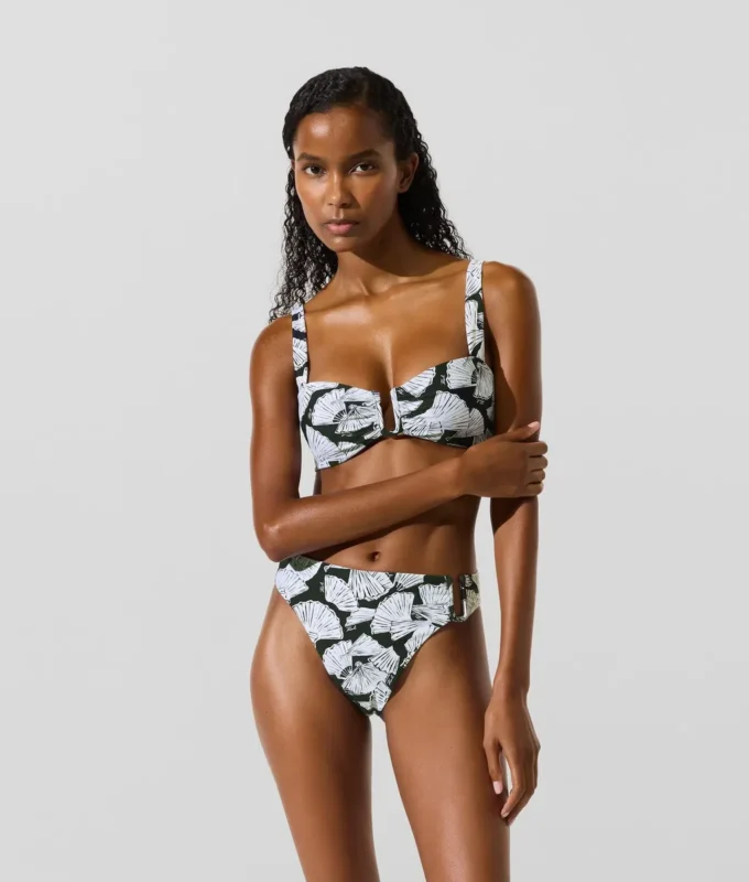 Bikiny s potiskem vějířů Bikiny s potiskem vějířů