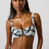 Bikiny s potiskem vějířů Bikiny s potiskem vějířů