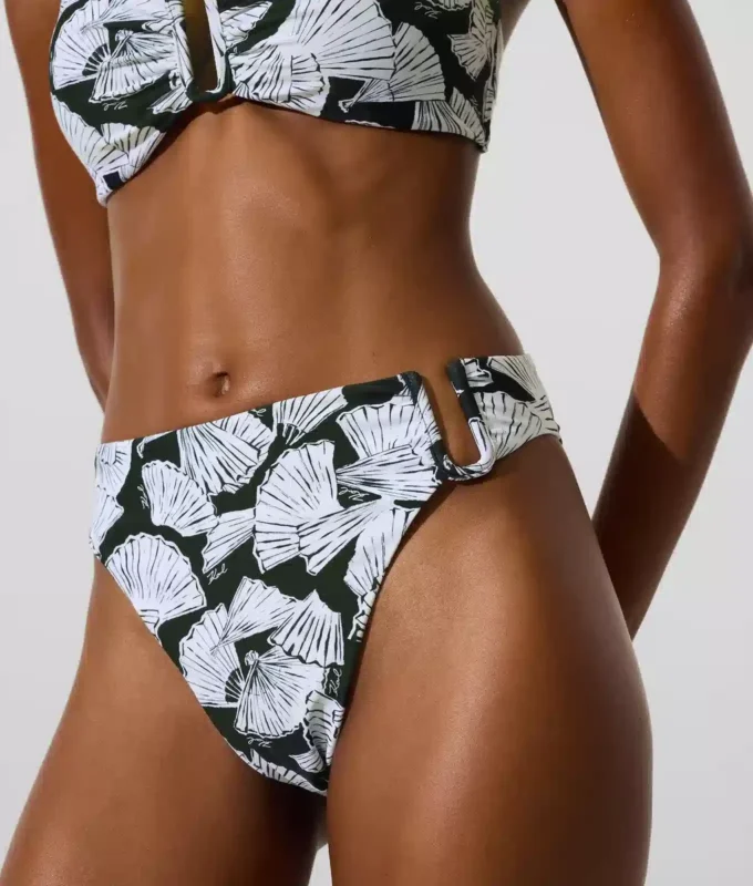 Bikiny s potiskem vějířů Bikiny s potiskem vějířů