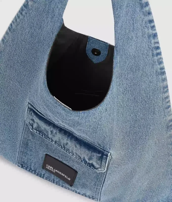 Denimová taška typu hobo Denimová taška typu hobo