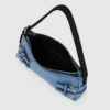 Džínová taška přes rameno s přezkou Džínová taška přes rameno s přezkou