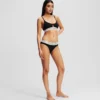 HOTEL KARL PEEPHOLE BRA