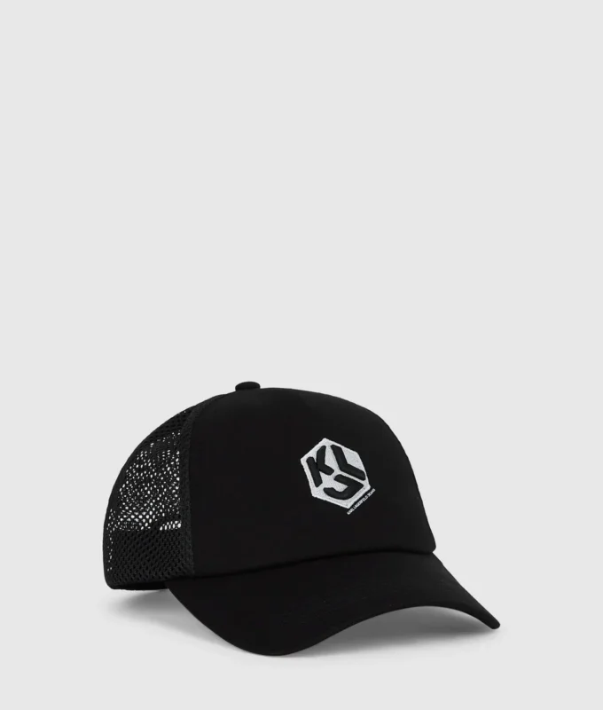 Kšiltovka s monogramem Kšiltovka s monogramem
