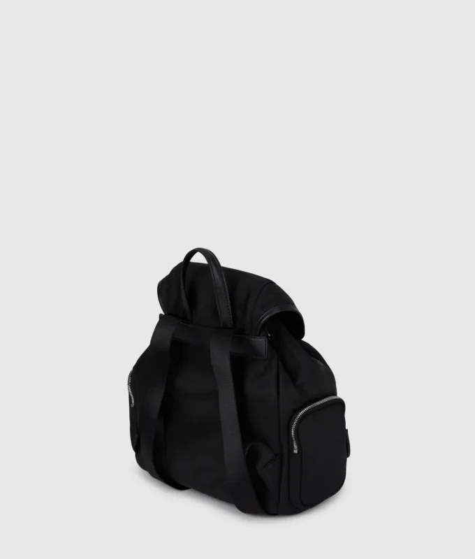 Malý nylonový batoh Ikon s klopou Malý nylonový batoh Ikon s klopou
