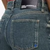 Mom jeans Mom jeans