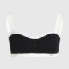 MONOCHROMATICKÁ BANDEAU BIKINI TOP MONOCHROMATICKÁ BANDEAU BIKINI TOP