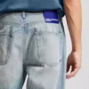 RELAXED JEANS