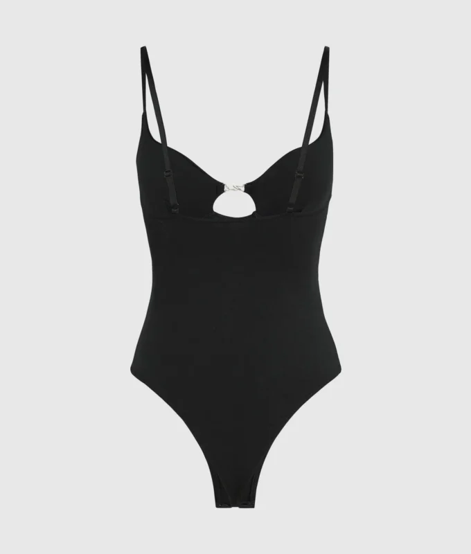 Signature body s vysokým vykrojením Signature body s vysokým vykrojením