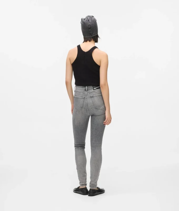 Skinny džíny s vysokým pasem Skinny džíny s vysokým pasem