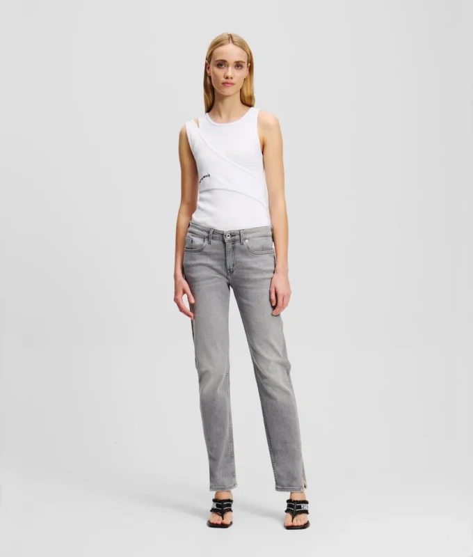 SLIM JEANS S STŘEDNÍM PASEM A ROZSTŘÍHNUTÝM LEMEM SLIM JEANS S STŘEDNÍM PASEM A ROZSTŘÍHNUTÝM LEMEM