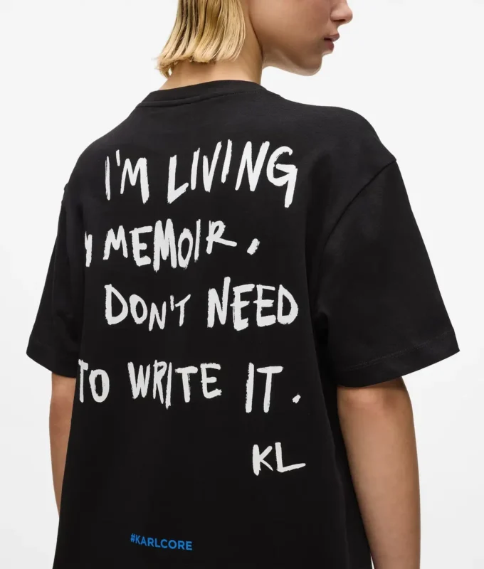 T-shirtové šaty s citátem Karla T-shirtové šaty s citátem Karla