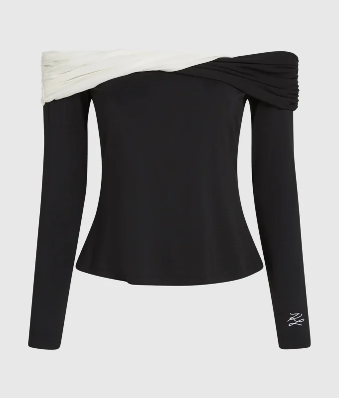 Top s odhalenými rameny Top s odhalenými rameny