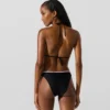 Trojúhelníkové bikiny s vroubkovaným lemem Trojúhelníkové bikiny s vroubkovaným lemem